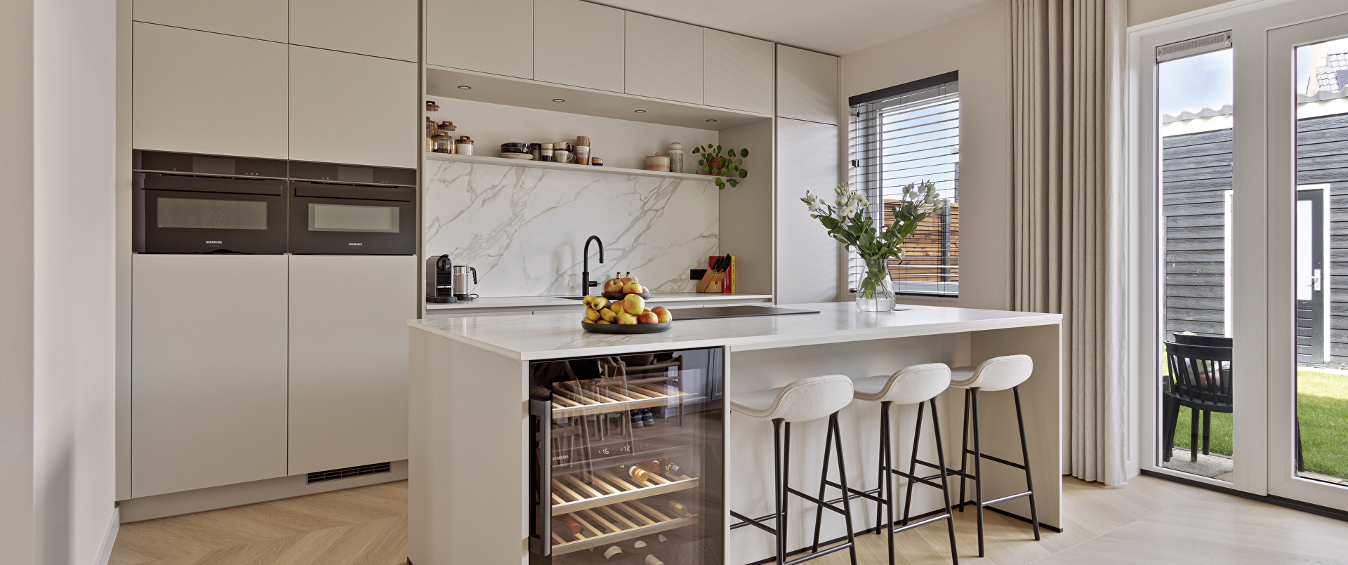 Luxe woonkeuken in Kashmir Grey met exclusieve marmerlook